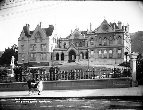 Parliament, circa 1901, Wellington. Muir & Moodie. Te Papa