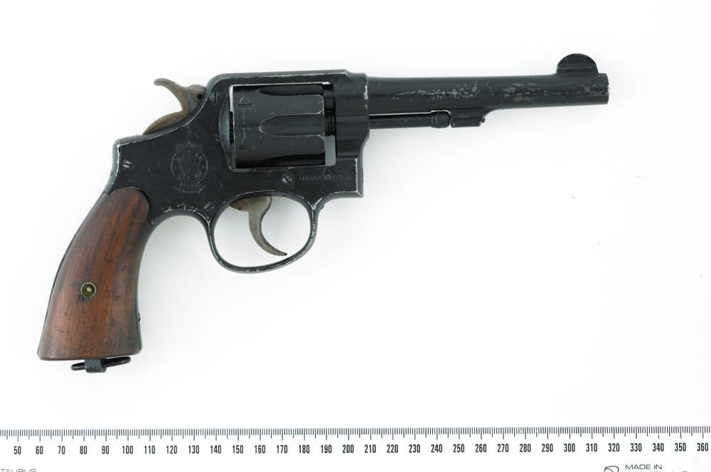 Revolver, Smith & Wesson Victory Model, .38 calibre. | Collections