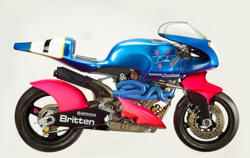ニュージーランド発　大人気！hundred thousand Britten V1000 motorcycle | Collections Online - Museum of New